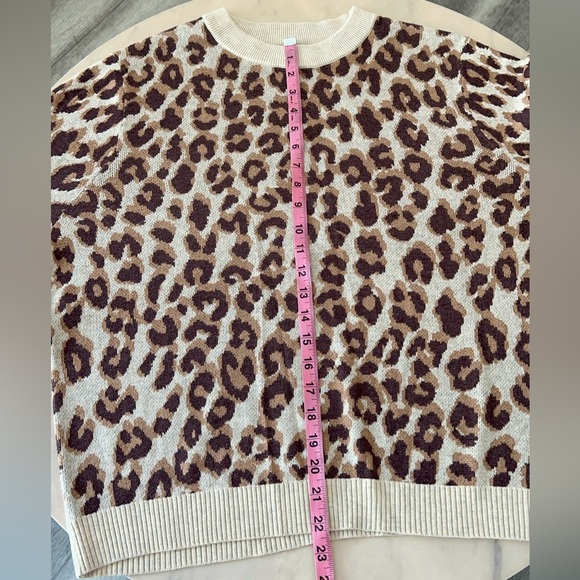 A New Day Women’s Leopard Print Sweater. - Picture 9 of 9